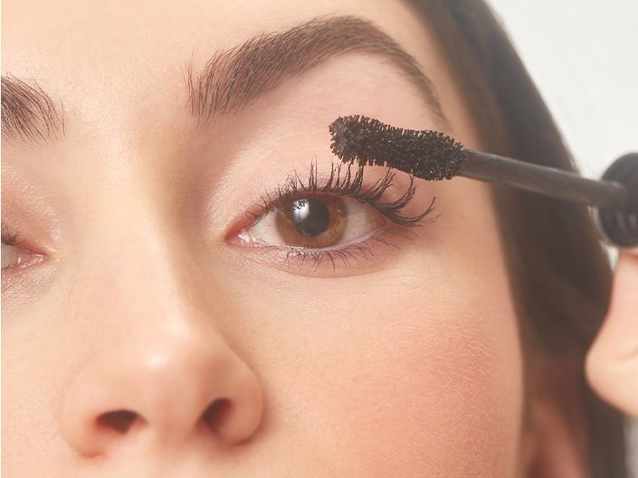Six Mascaras That Will Give You the Spidery Lashes of Your Dreams