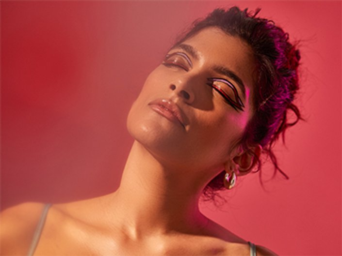 15 Valentine’s Day Makeup Ideas That Have Us Head Over Heels